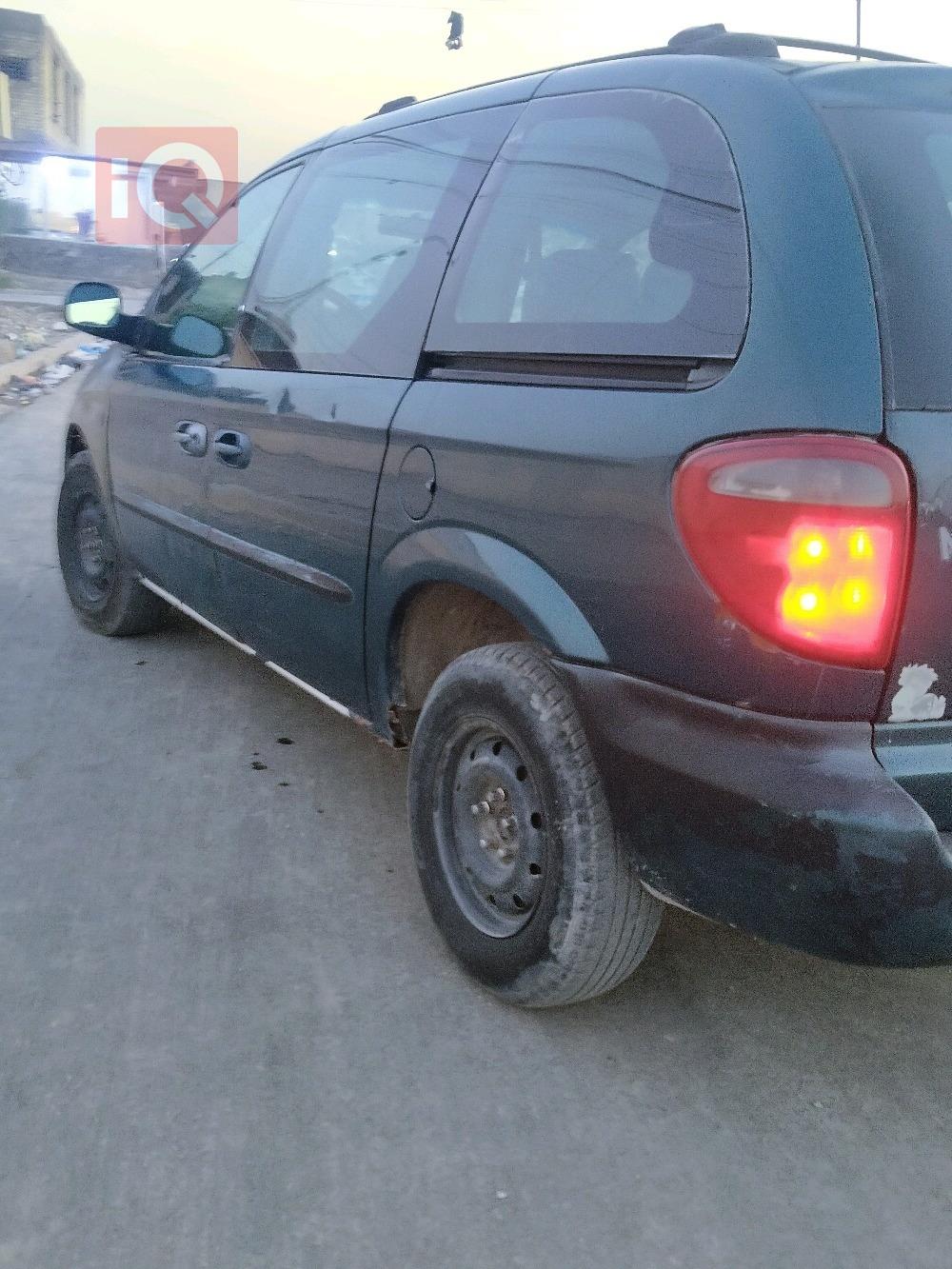 دودج كارافان